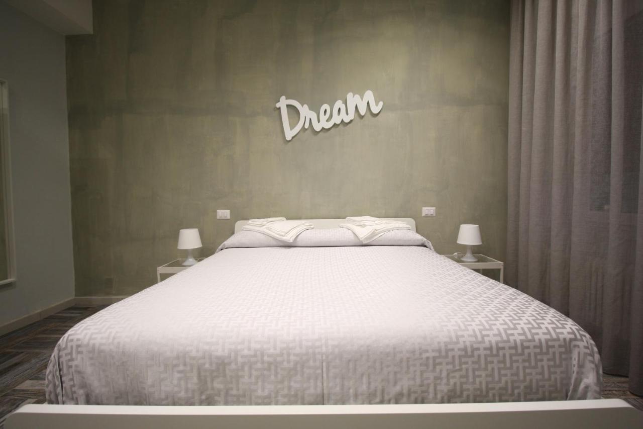 نابولي Recia Room المظهر الخارجي الصورة